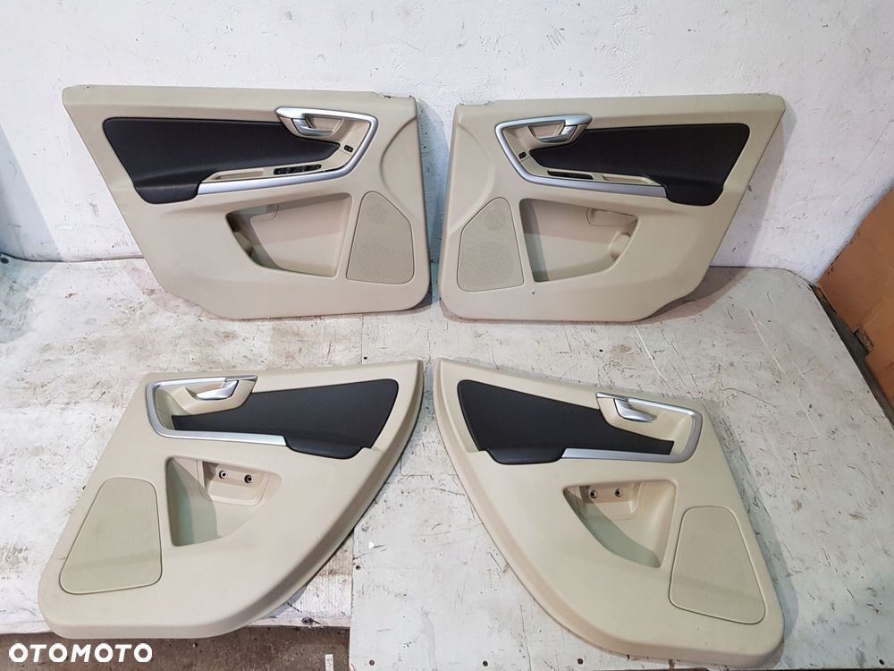 boczki tapicerka drzwi volvo xc60 i 3.2b eu 12r komplet - 1