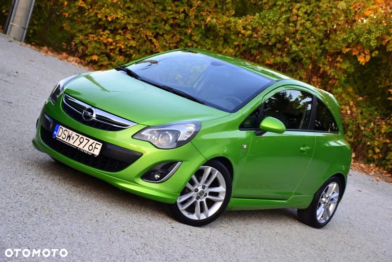 Opel Corsa 1.4 16V Edition 150 - 3