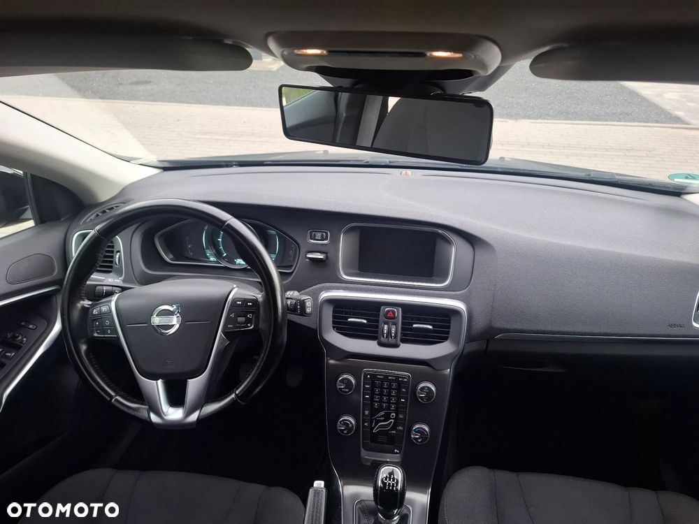 Volvo V40 - 14