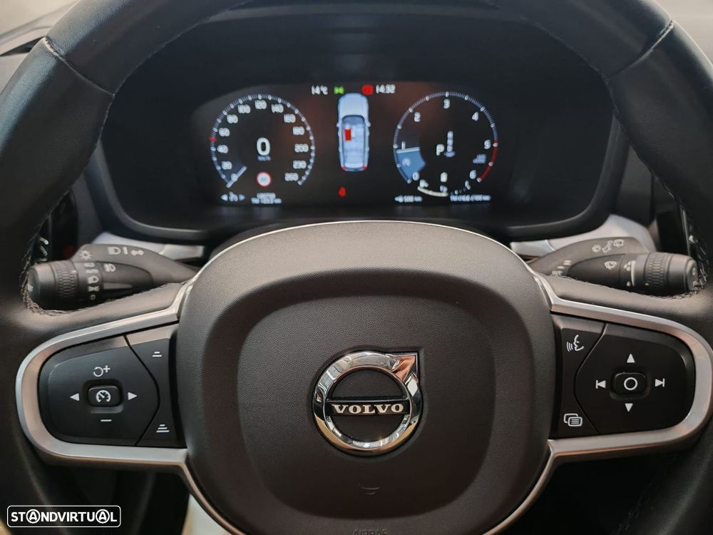 Volvo V60 2.0 B4 Momentum Geartronic - 18