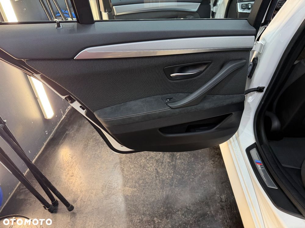 BMW Seria 5 520d - 20