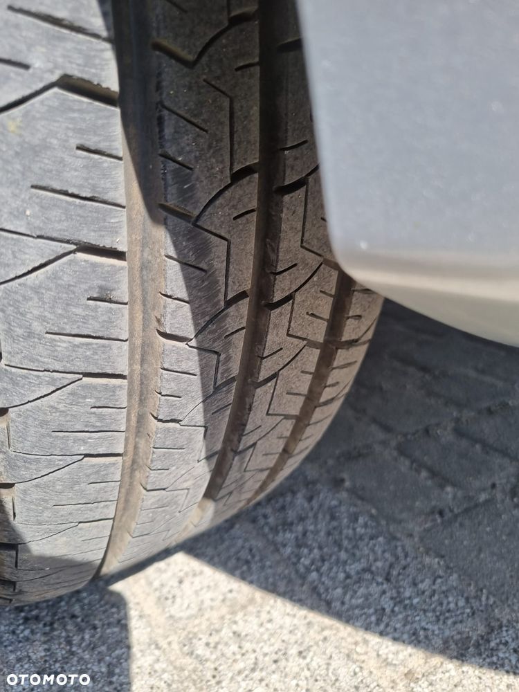 Ford Transit Custom 290 L2H1 Limited - 19