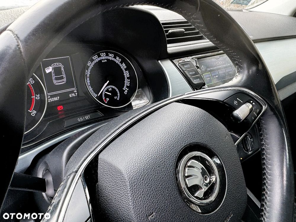 Skoda Fabia 1.0 TSI Ambition Plus - 9