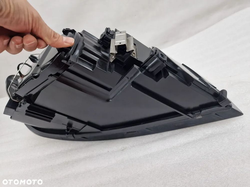 VOLVO S40 / V50 03- LEWA LAMPA PRZEDNIA PRZÓD , NR 30698885 , NR AUKCJI LL126 - 13