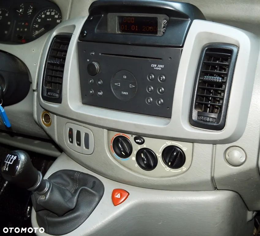 Opel VIVARO - 35