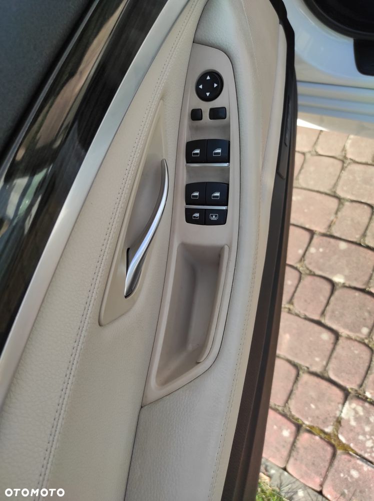 BMW Seria 5 - 11