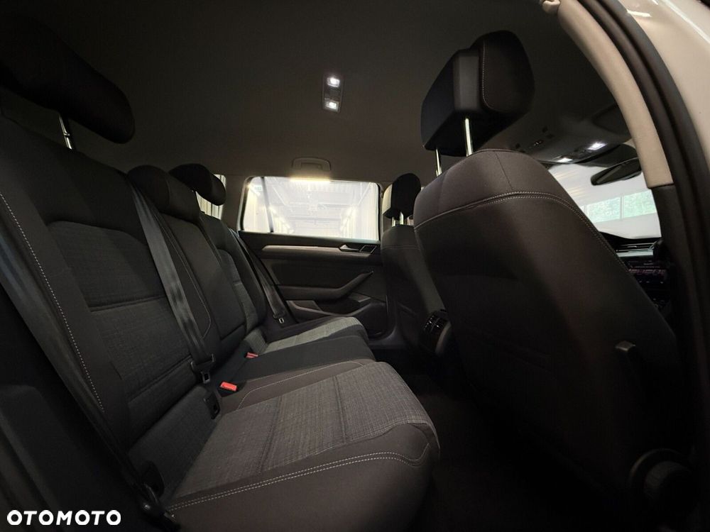 Volkswagen Passat Variant 2.0 TDI EVO Business DSG - 21