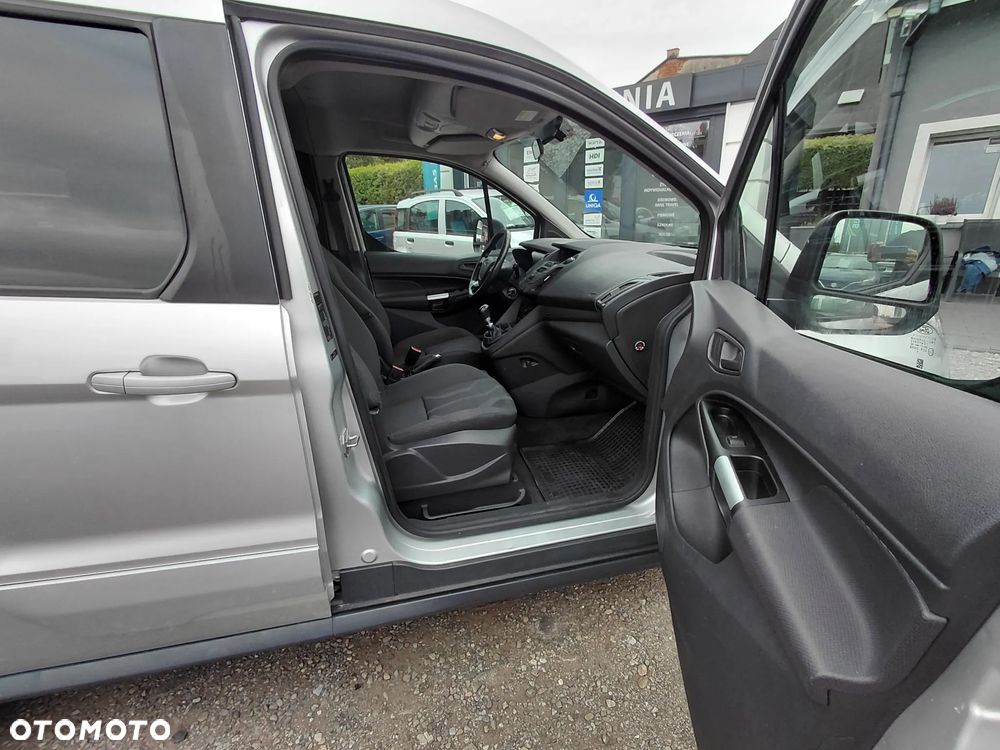 Ford Tourneo Connect - 16