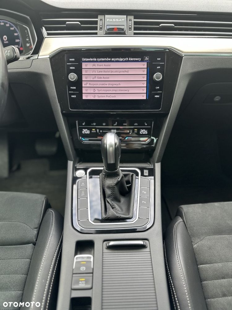 Volkswagen Passat 2.0 TSI Elegance DSG - 21