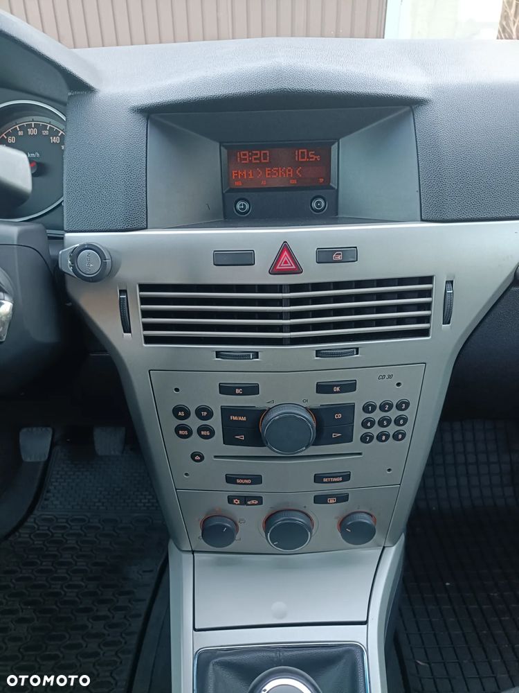 Opel Astra 1.3 CDTI Enjoy - 8