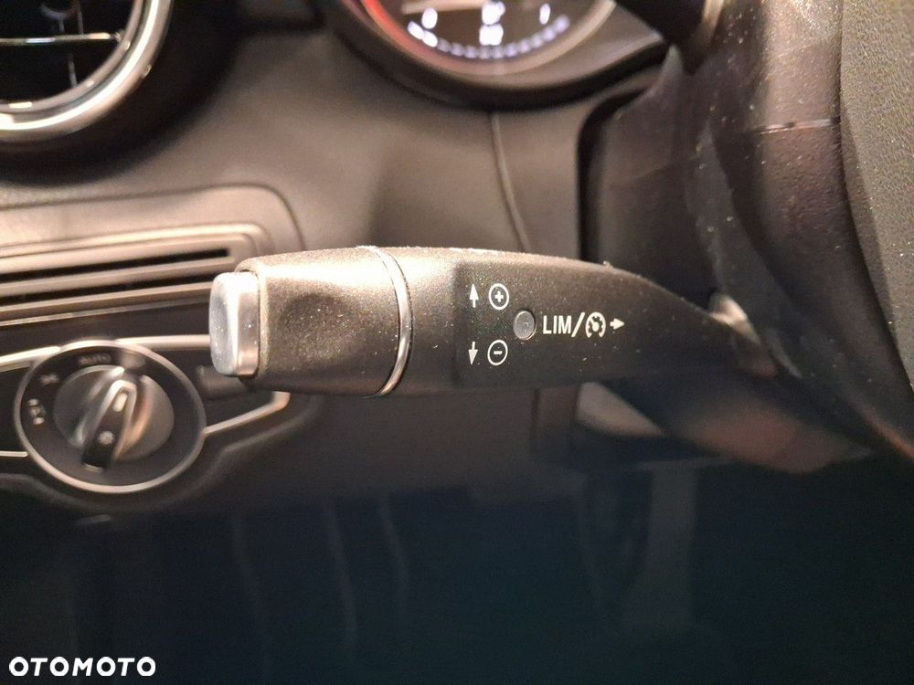 Mercedes-Benz Klasa C - 24