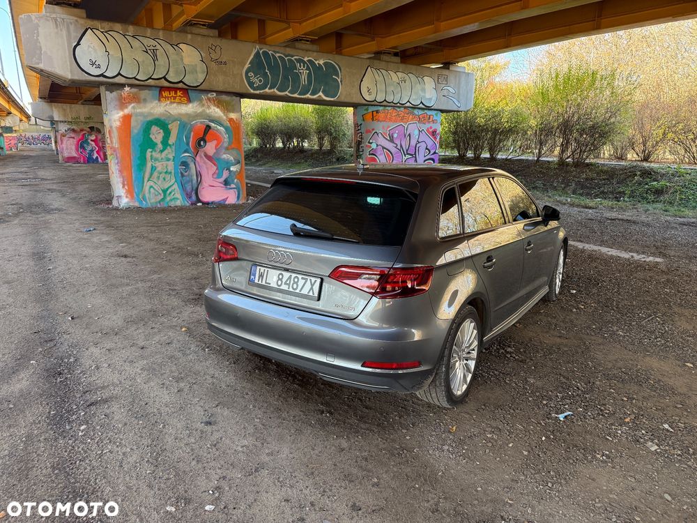 Audi A3 Sportback - 3