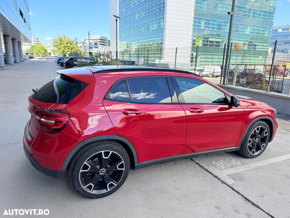 Mercedes-Benz GLA 200 d 4MATIC Aut. - 2