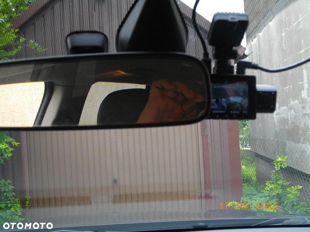 Mitsubishi Outlander Instyle NAVI - 16