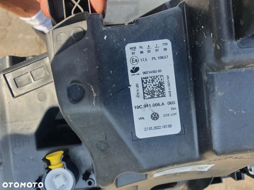 LAMPA PRZEDNIA PRAWA VW ID3 10C941006A - 6