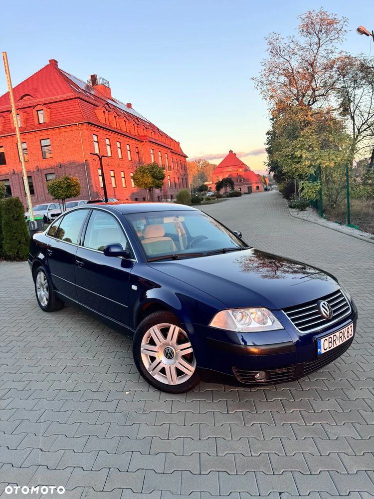 Volkswagen Passat - 2