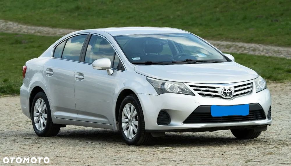 Toyota Avensis 1.8 Luna - 4