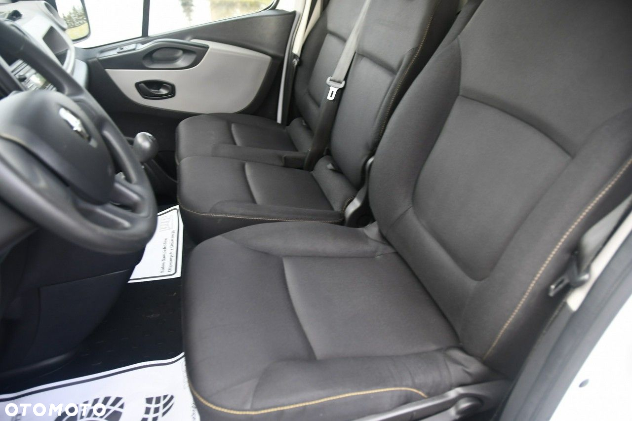 Renault Trafic - 14