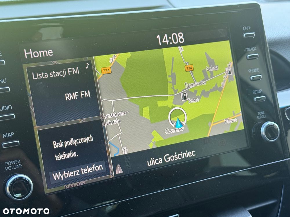 Toyota Camry 2.5 Hybrid Executive CVT - 21