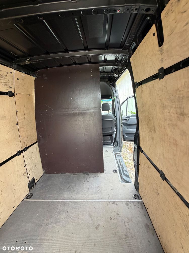 Mercedes-Benz SPRINTER - 11