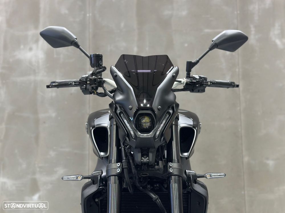 Yamaha MT-09 - 8