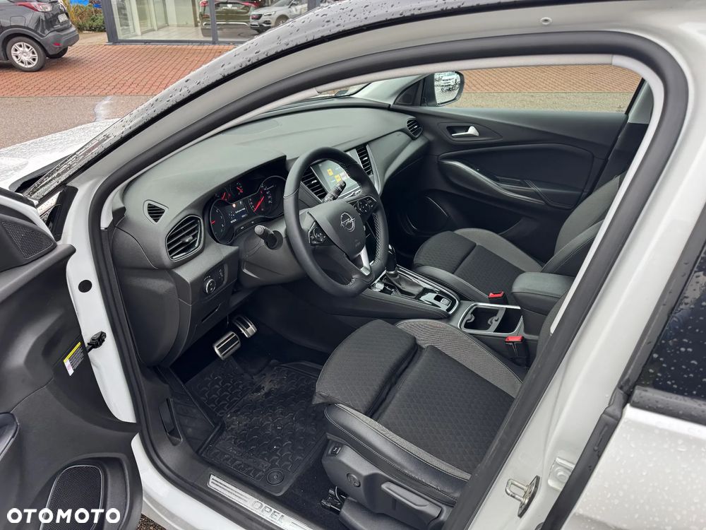 Opel Grandland X 1.6 T Ultimate S&S - 29