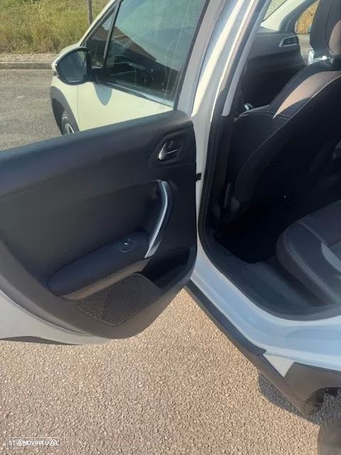Peugeot 2008 1.2 PureTech Allure - 10