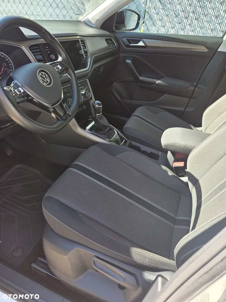 Volkswagen T-Roc 1.0 TSI Advance - 11