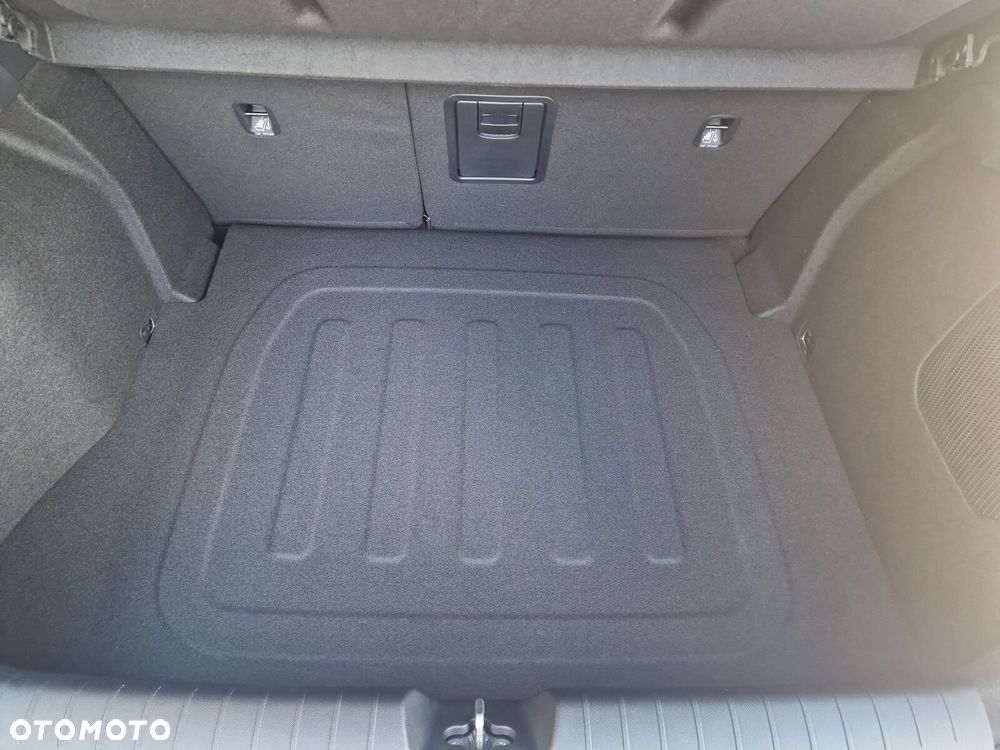 Kia K4 - 18