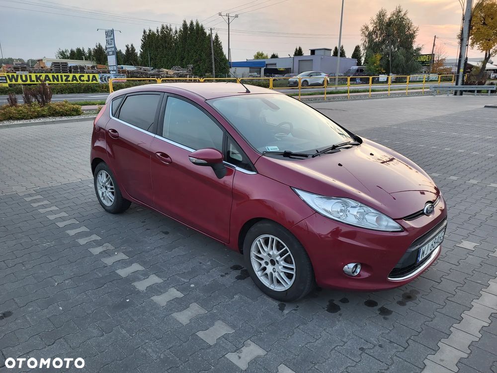 Ford Fiesta 1.6 TDCi DPF Ghia - 3