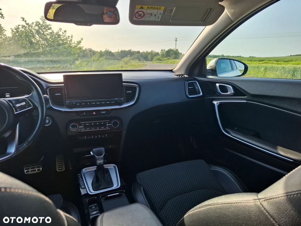 Kia XCeed 1.6 CRDi mHEV L Business Line DCT - 14
