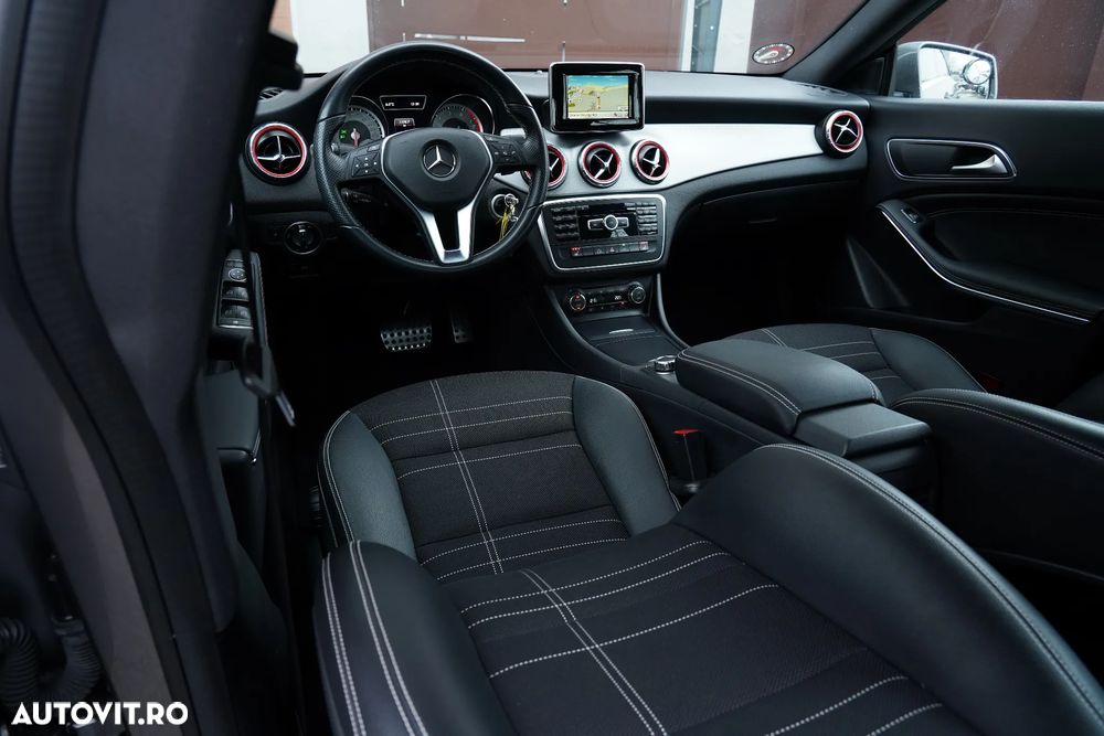 Mercedes-Benz CLA 250 7G-DCT Sport - 11