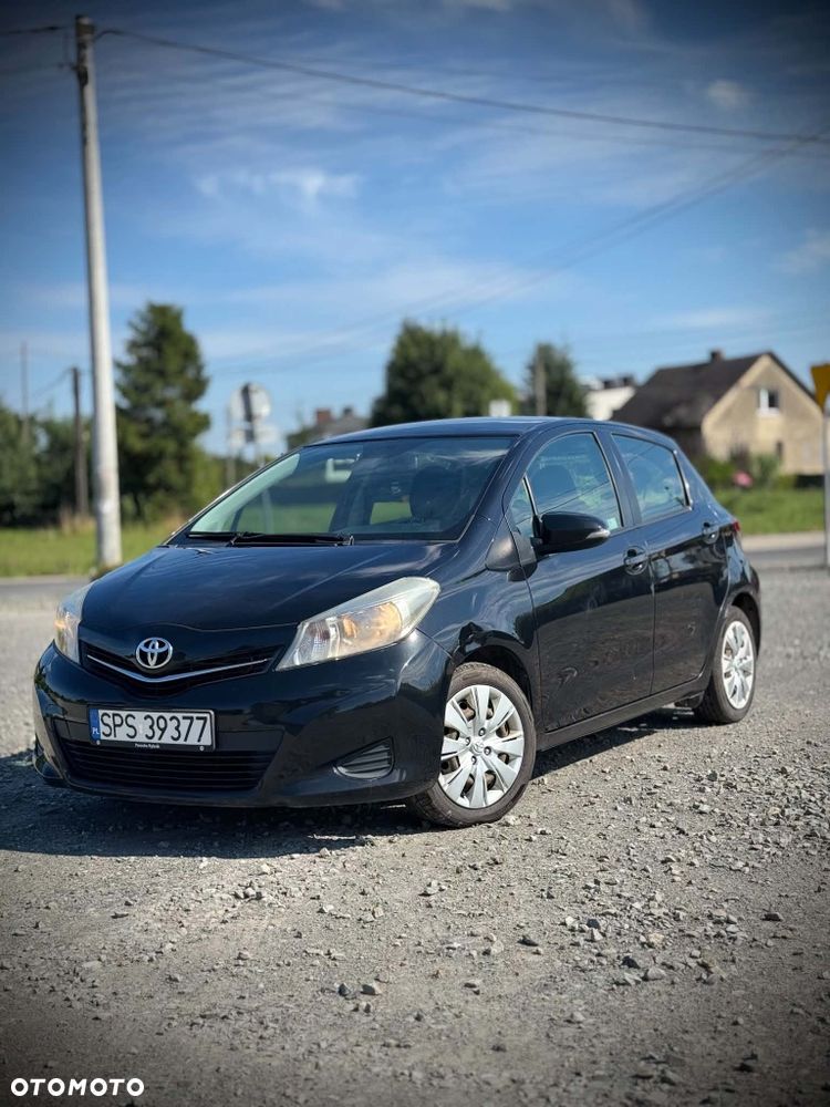 Toyota Yaris - 4