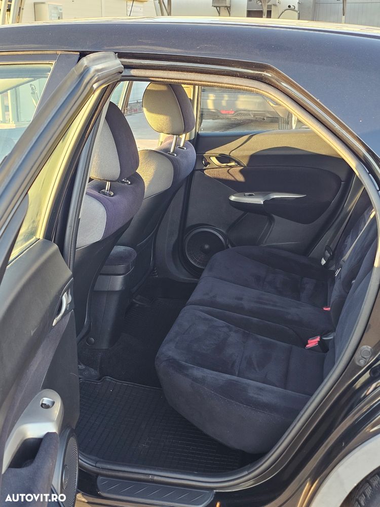 Honda Civic 1.8i-VTEC Comfort - 17