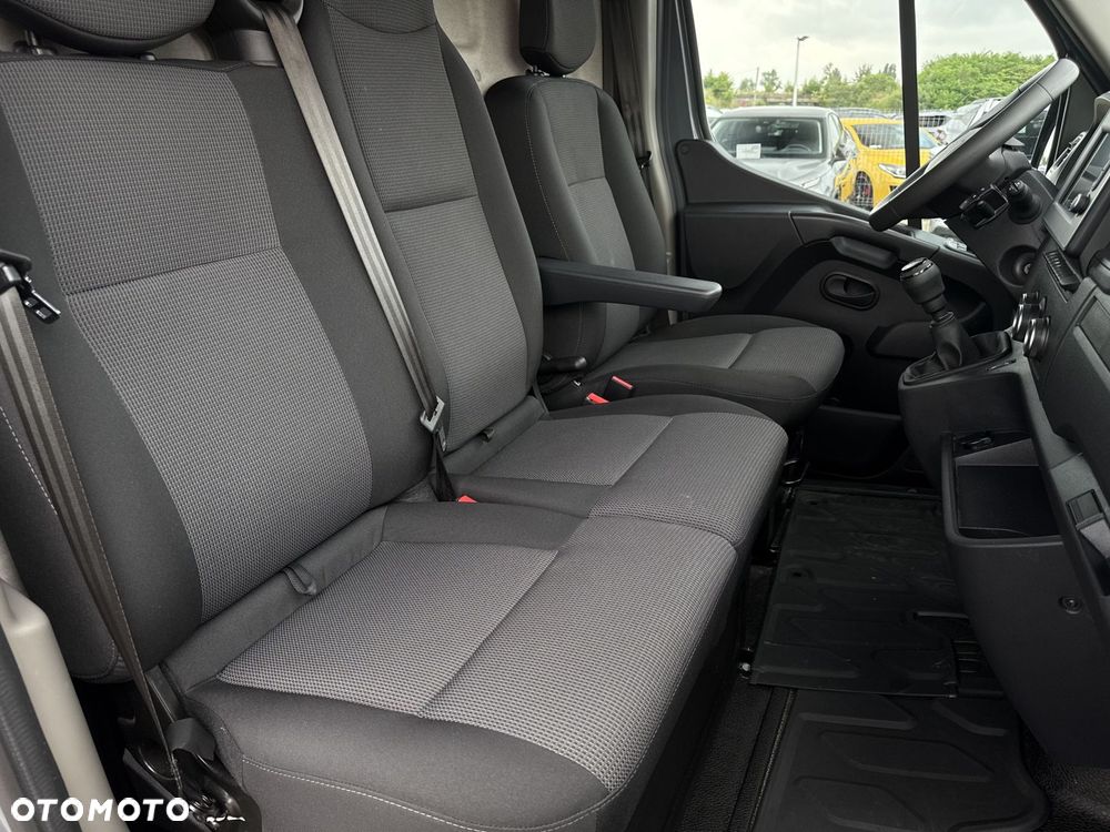 Renault master - 12