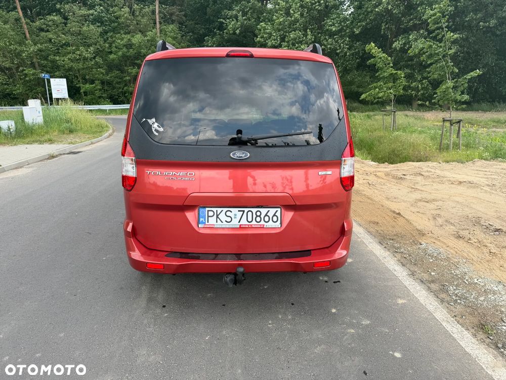 Ford Tourneo Courier 1.0 EcoBoost Titanium - 6