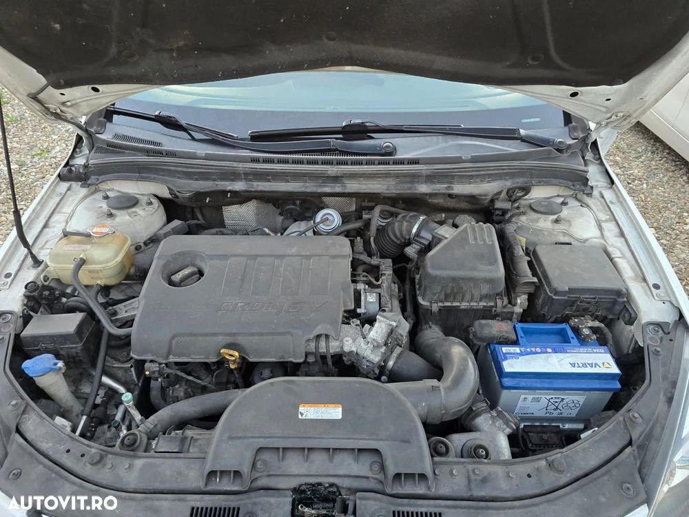 Hyundai i30 1.6 CRDI blue Classic - 8