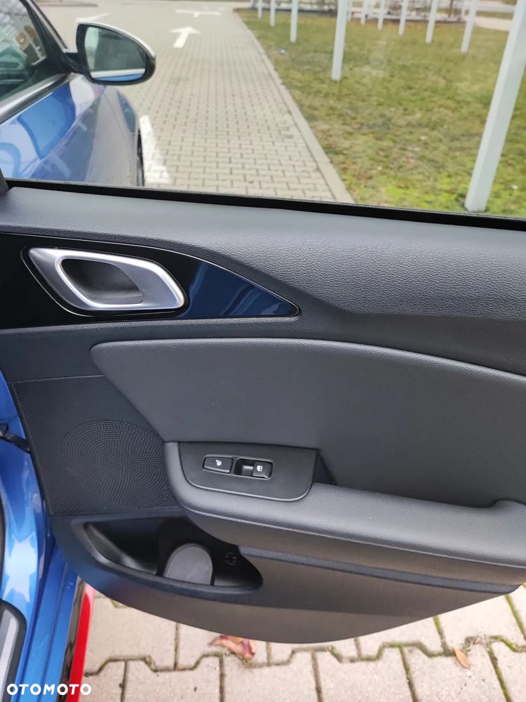 Kia ProCeed 1.6 T-GDI GT DCT - 36