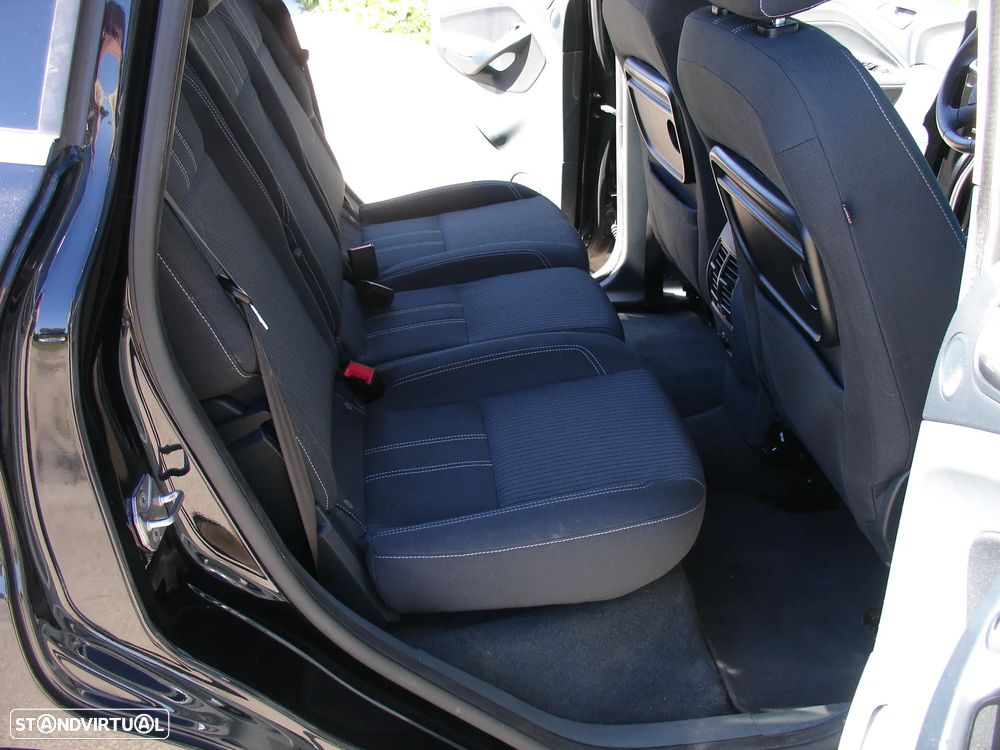 Ford C-Max 1.6 TDCi Titanium - 4