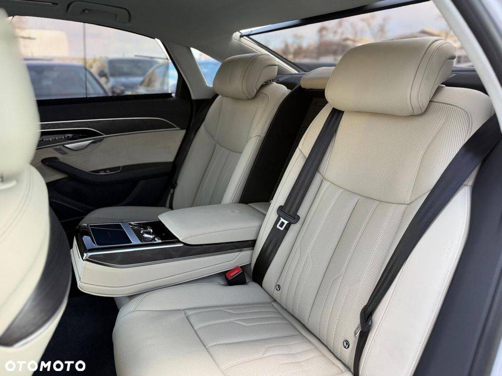 Audi A8 - 21