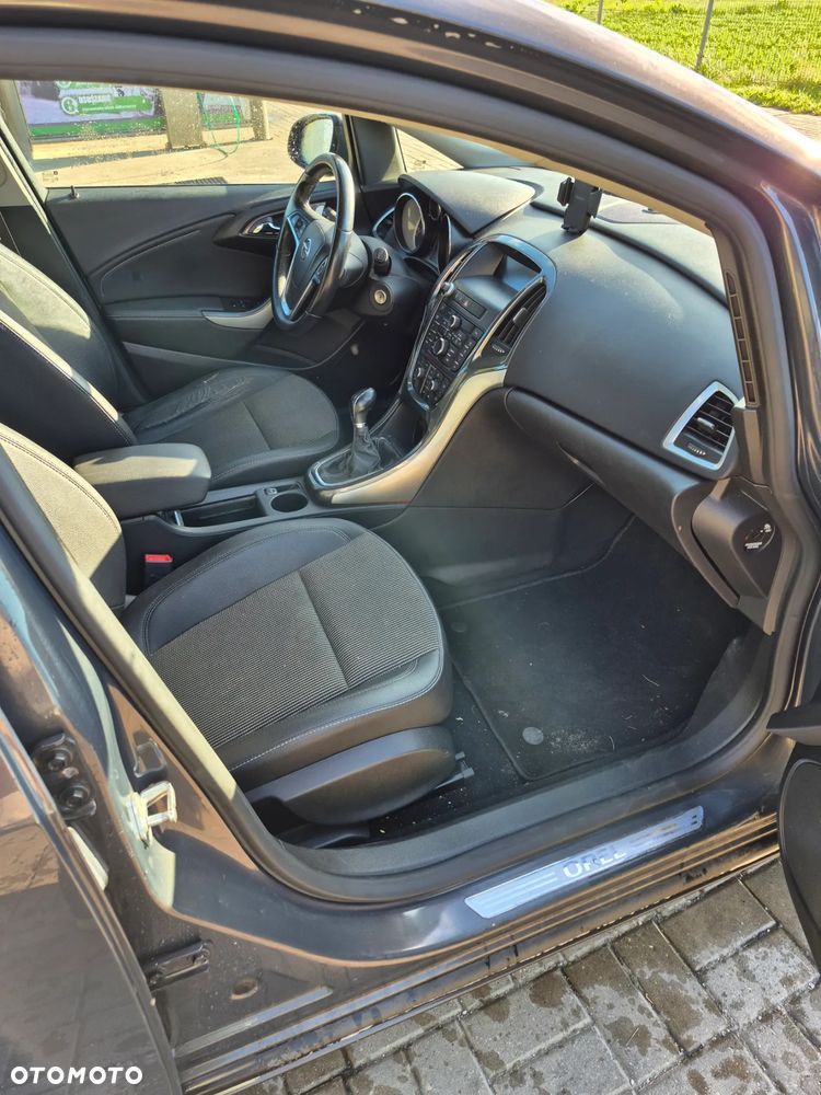 Opel Astra 1.7 CDTI Cosmo - 6