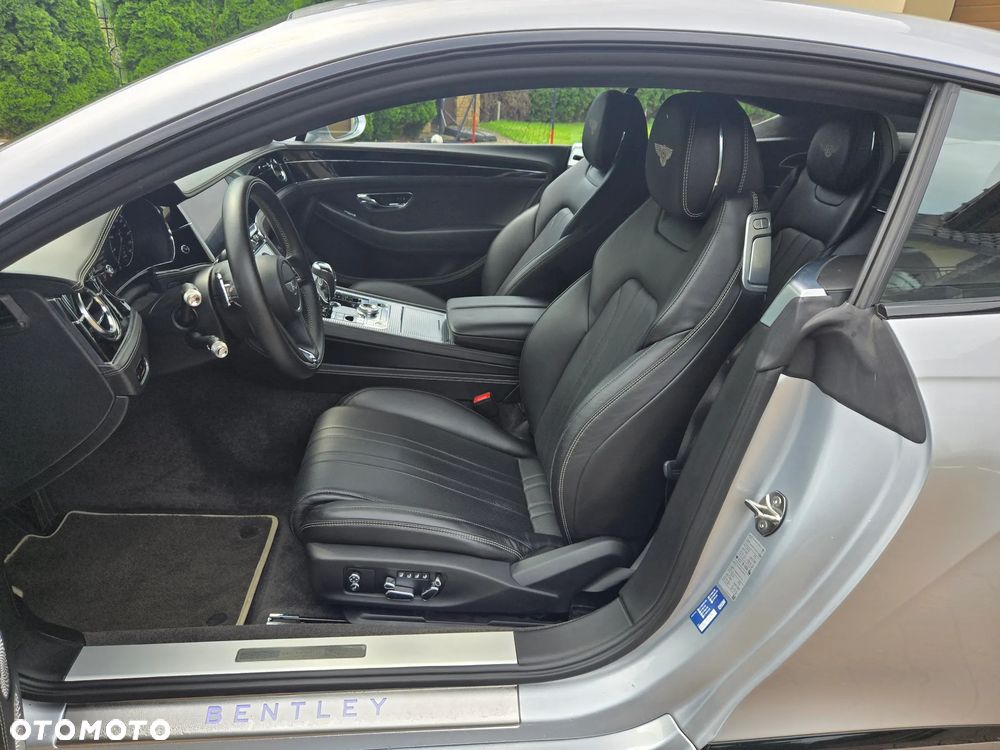 Bentley Continental GT - 17