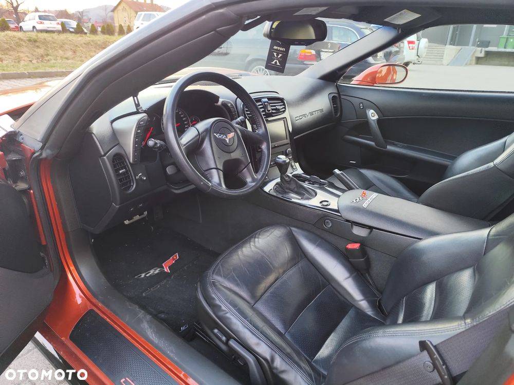 Chevrolet Corvette - 9