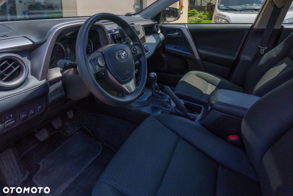 Toyota RAV4 2.0 D-4D Active 4x2 - 12