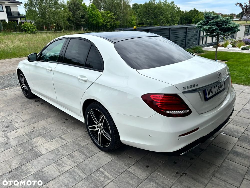 Mercedes-Benz Klasa E 220 d 9G-TRONIC AMG Line - 4