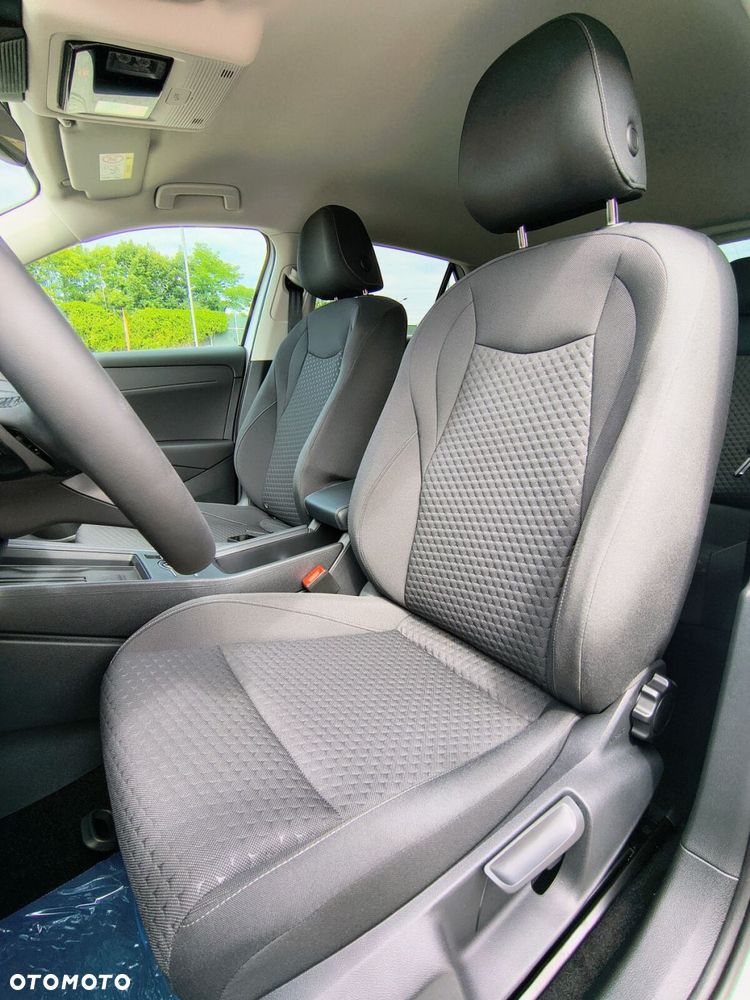 Volkswagen T-Roc 1.5 eTSI Life DSG - 9