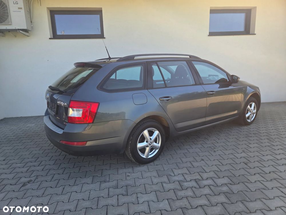 Skoda Octavia - 16