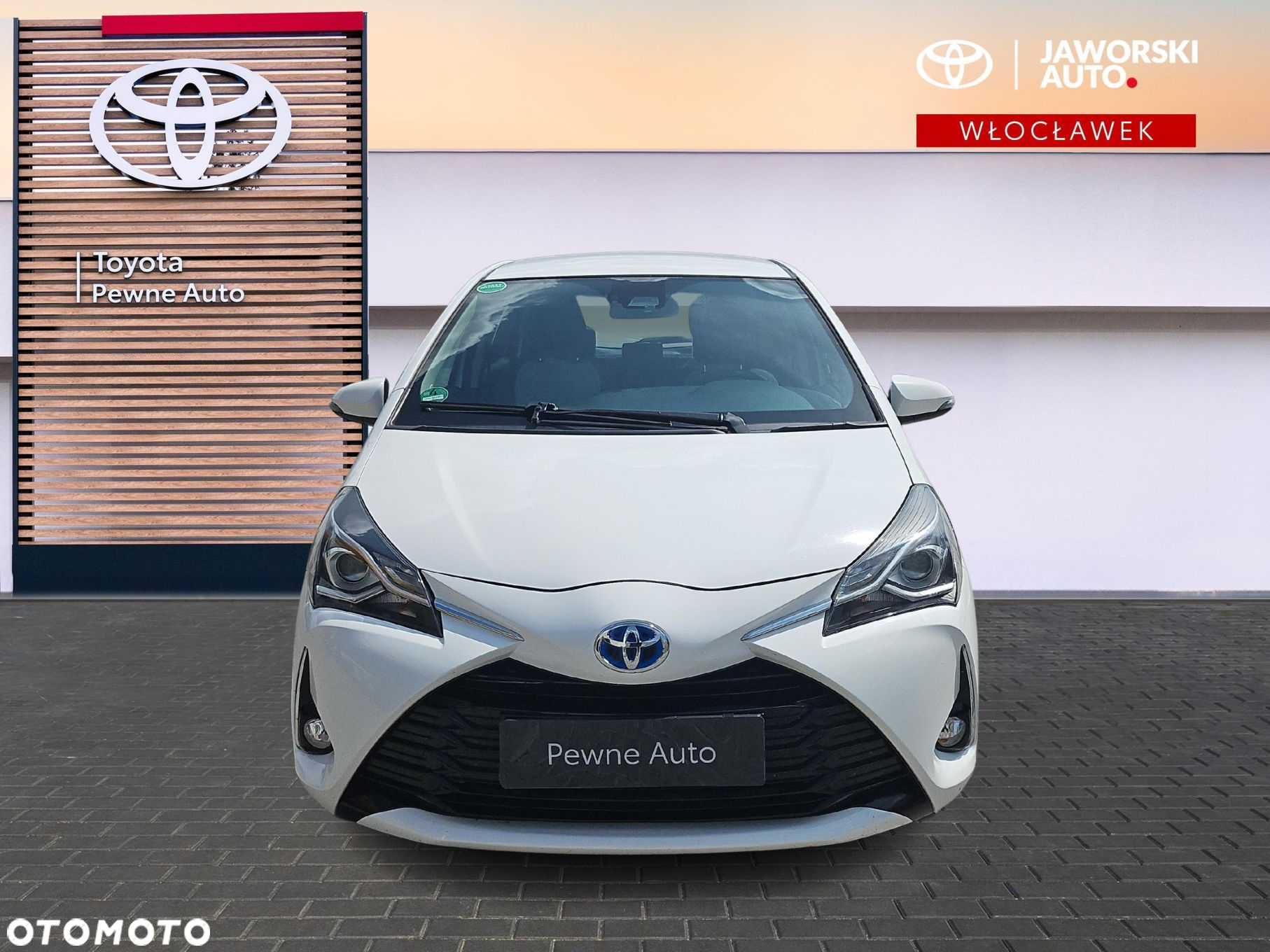 Toyota Yaris - 8