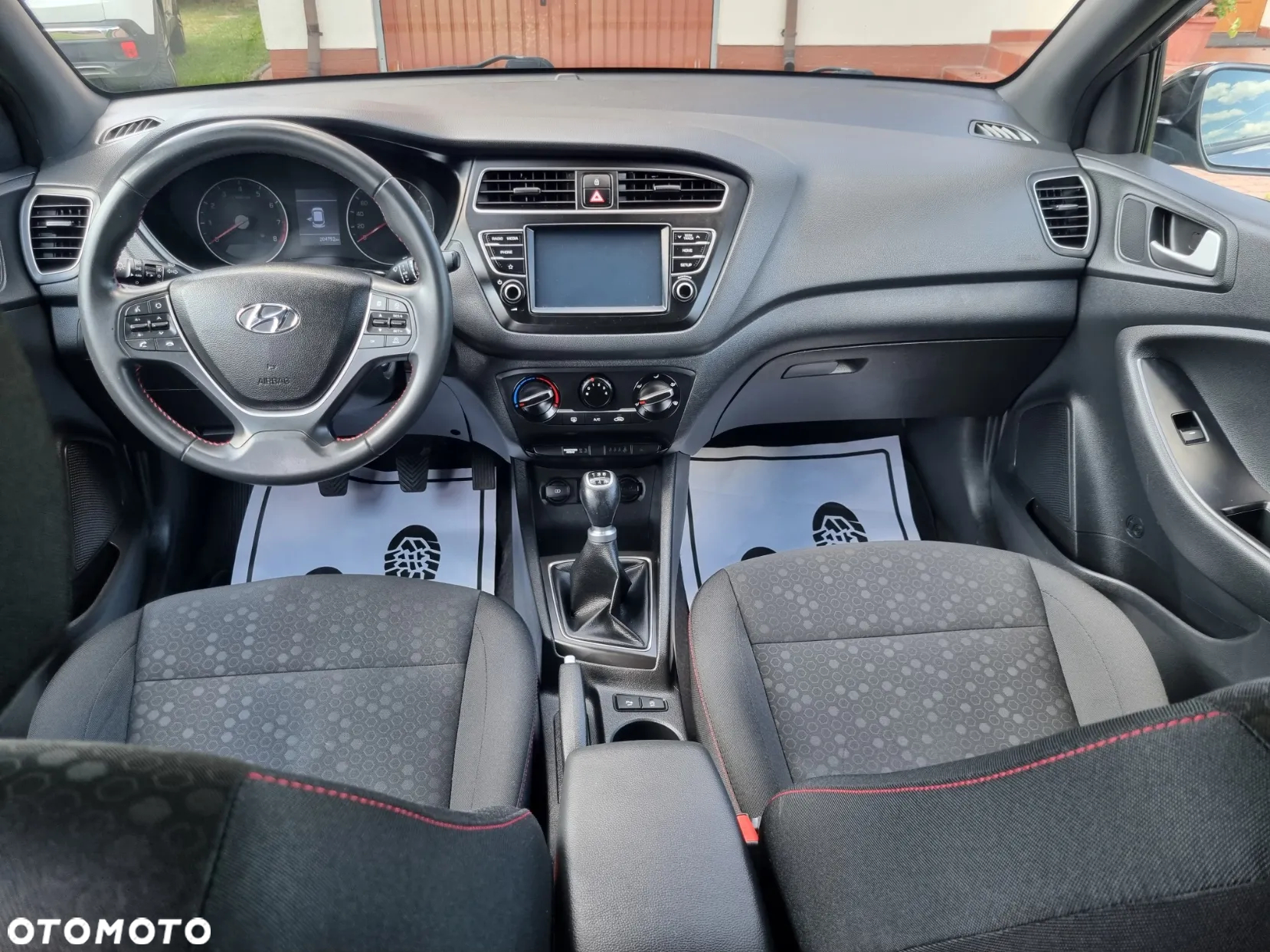 Hyundai i20 blue 1.2 Advantage+ - 29