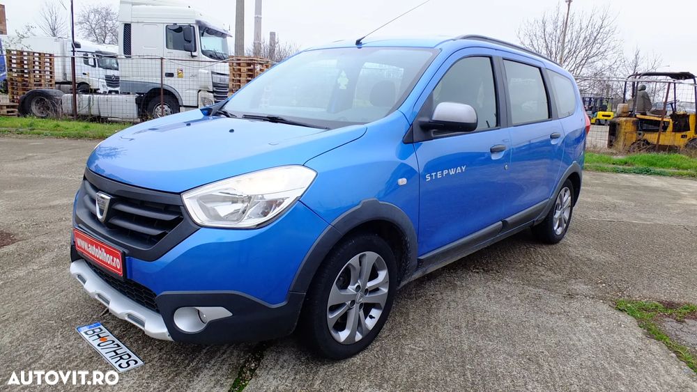 Dacia Lodgy TCe 115 Stepway - 2